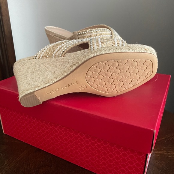 Wedges - Picture 3 of 5